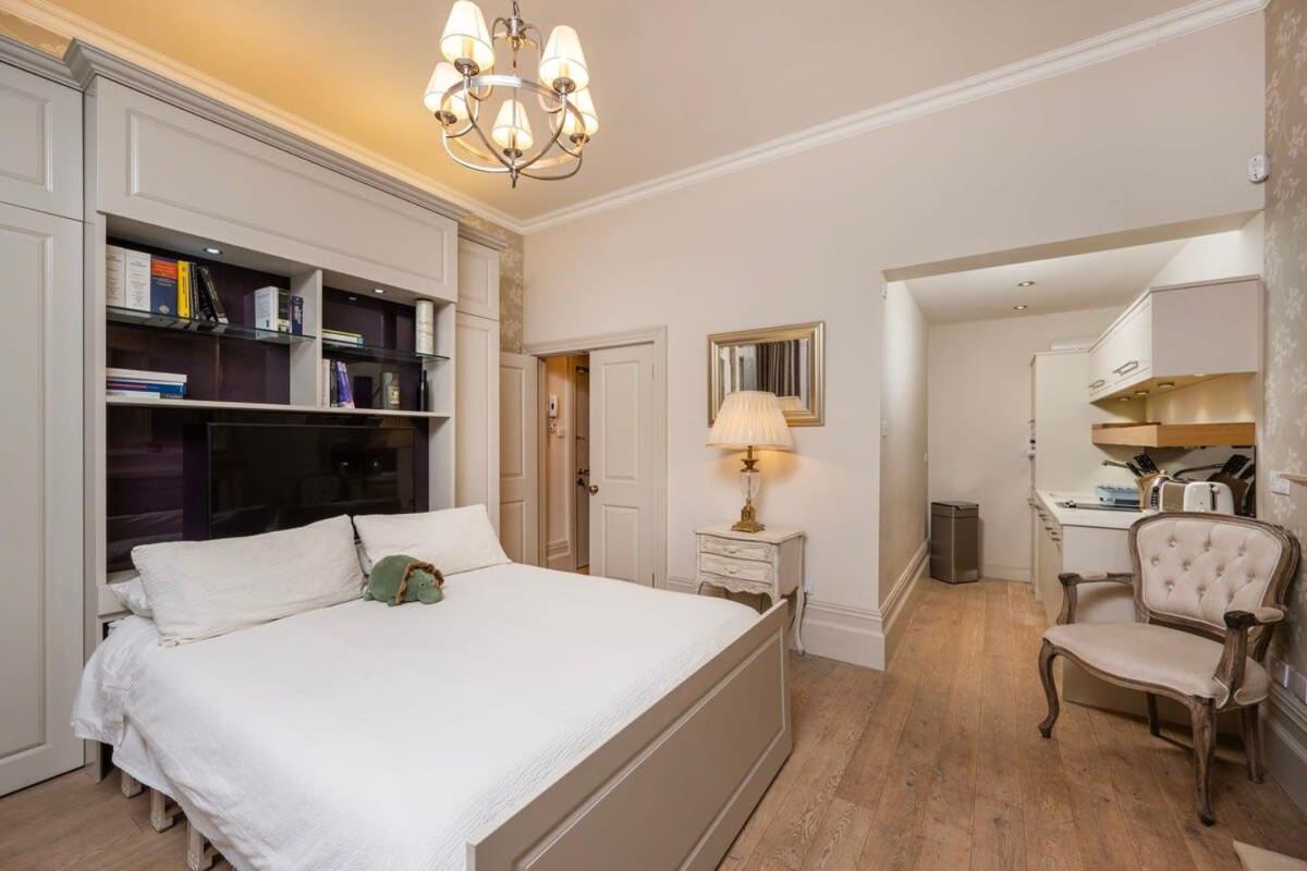 Charming Chelsea Studio Your Cozy Urban Retreat London Exterior foto